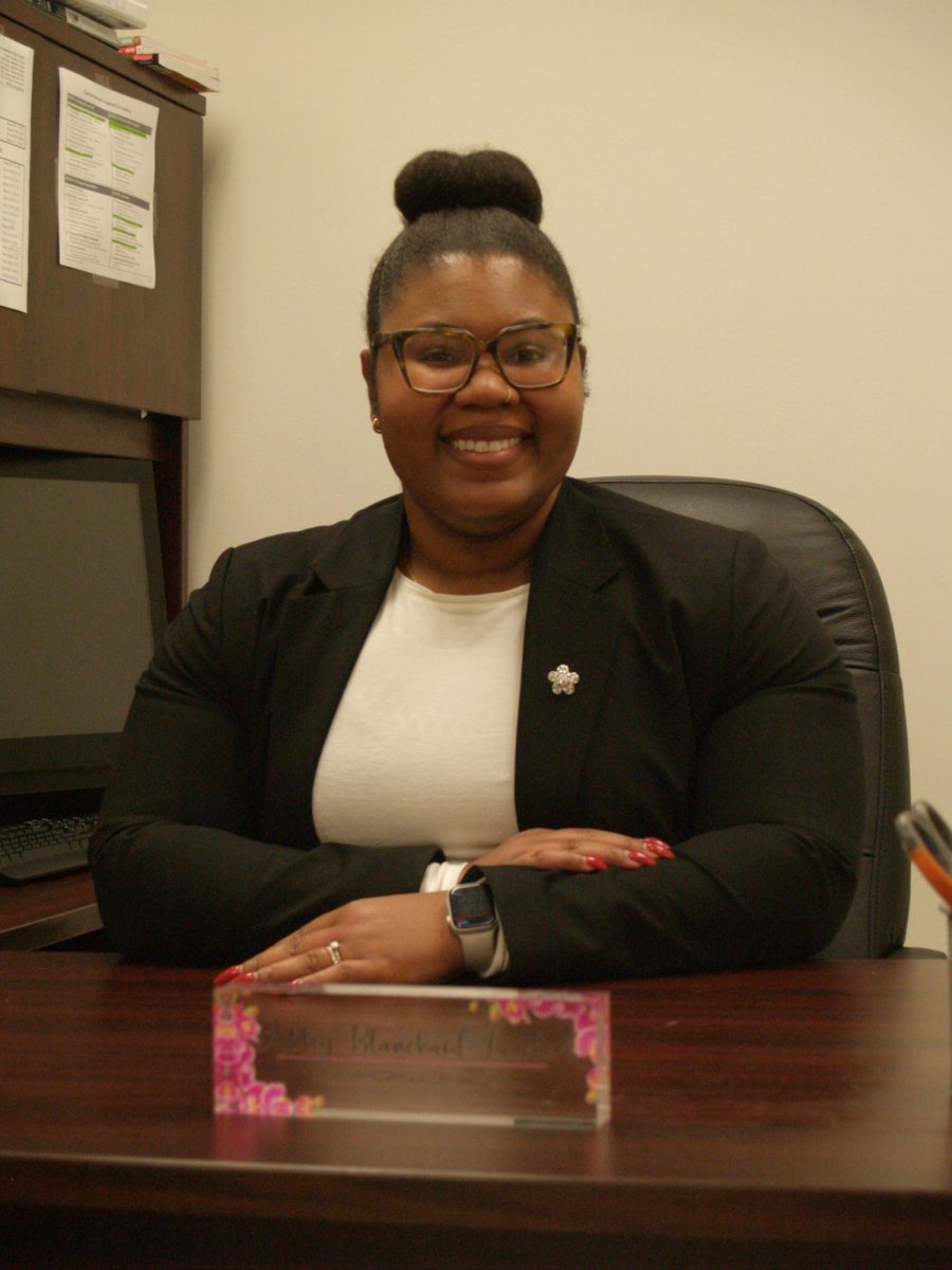 QHSS welcomes new Assistant Principal Mrs. Faucher